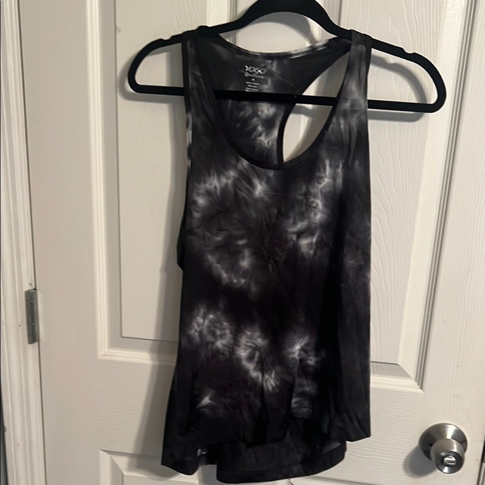 VOGO Athletica Black and Gray Sleeveless Tank Top